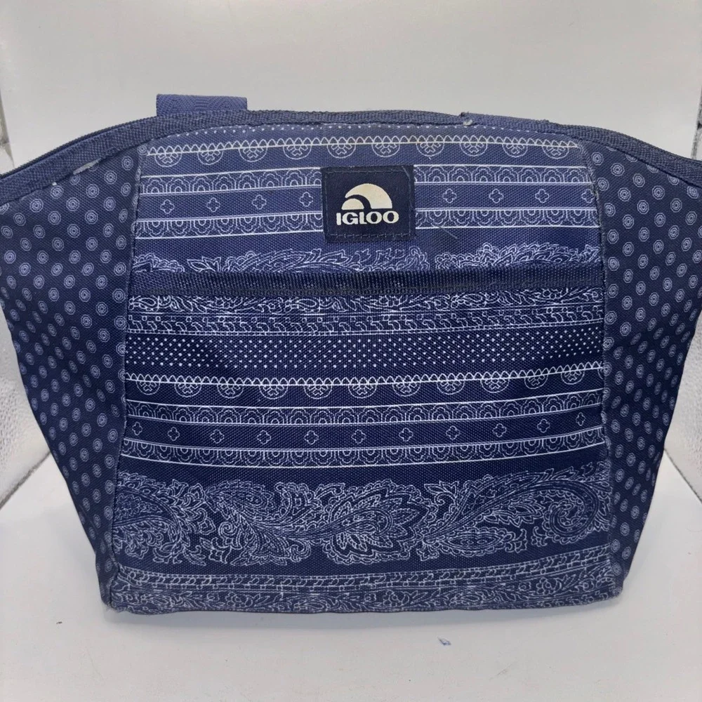 Igloo Insulated Lunch Tote Bag Blue Paisley Pattern Soft Side Cooler 9 Can